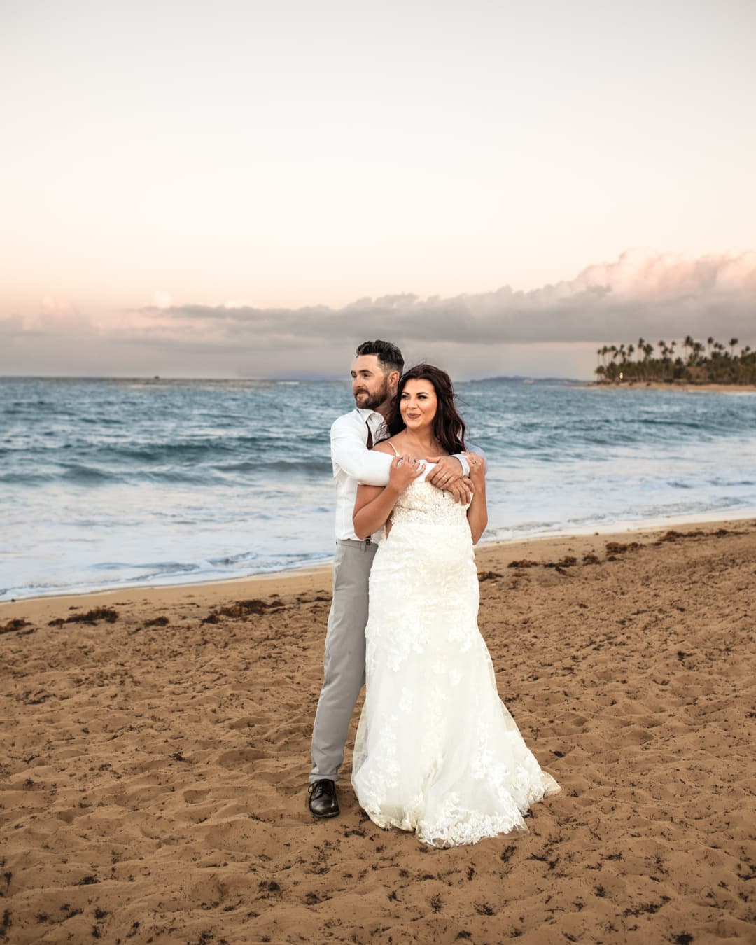 The Magic of Sunset Wedding Photography: A Glimpse into the Duffus Family's Destination Wedding